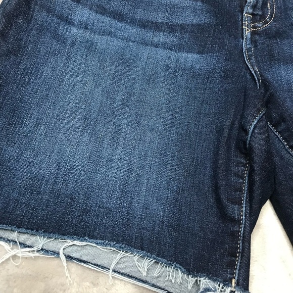 Calvin Klein Jeans Stone Wash Cutoff Bermuda Repreve Stretch Jean Shorts Size 4 - Picture 2 of 13